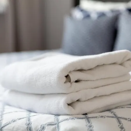 Stara Ochota Vogue By Bookinghost * Varsavia