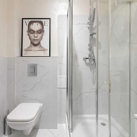 Stara Ochota Vogue By Bookinghost